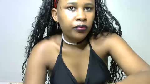 queen_polite online show from 11-30-25, 08:02