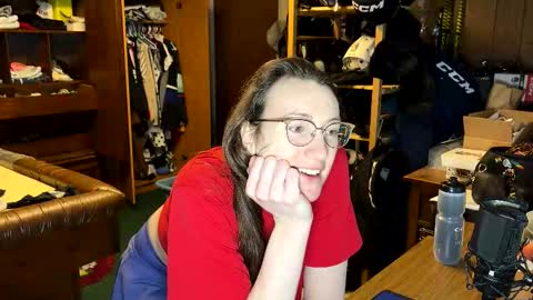 Snapshot of queenariatloak chatting on 03-09-26, 11:31 Aria TLoak online show from 03-09-26, 11:31