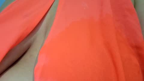 queenbea1369 online show from 12-17-24, 03:17