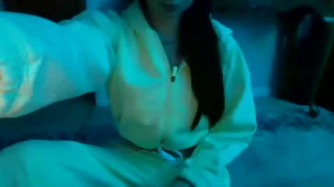 Snapshot of queenbee6269 chatting on 12-12-24, 07:41 queenbee6269 online show from 12-12-24, 07:41