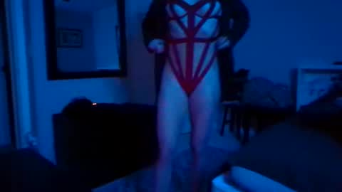 Snapshot of queenbee6269 chatting on 12-15-24, 07:46 queenbee6269 online show from 12-15-24, 07:46