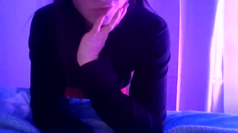 Snapshot of queenbee6269 chatting on 12-31-24, 04:38 queenbee6269 online show from 12-31-24, 04:38