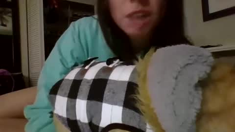 Snapshot of queenbee6269 chatting on 01-07-25, 06:05 queenbee6269 online show from 01-07-25, 06:05