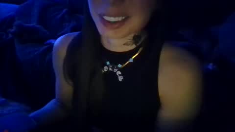 Snapshot of queenbee6269 chatting on 01-29-25, 02:19 queenbee6269 online show from 01-29-25, 02:19