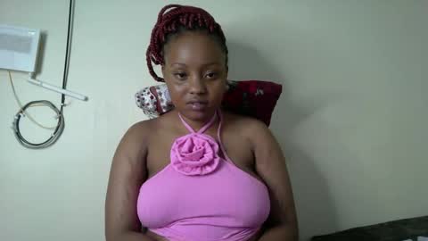 queen online show from 11-17-25, 08:25