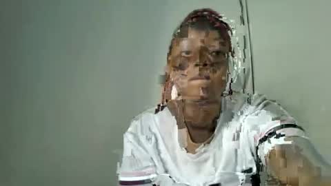 queen online show from 11-23-25, 08:30