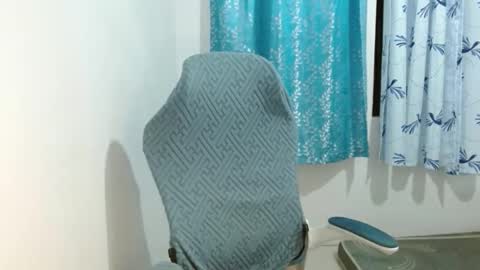 queen online show from 04-10-26, 03:17