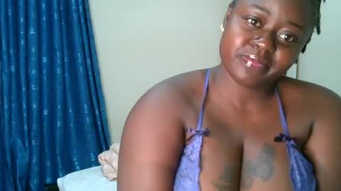 queenboobs254 online show from 06-17-26, 08:28
