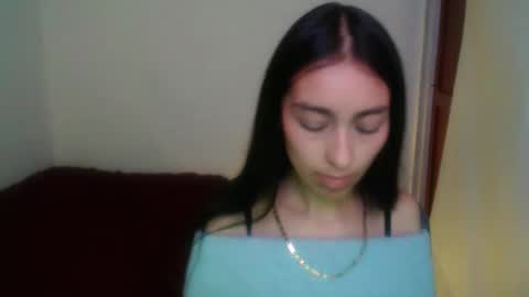 queenbyte_18 online show from 12-19-25, 02:40