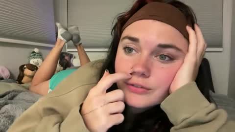 Snapshot of queencassidyy chatting on 01-07-26, 05:21 Cassidy online show from 01-07-26, 05:21