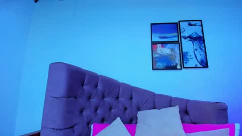 Queen online show from 03-07-25, 10:32