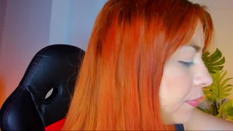 Queen online show from 05-08-26, 06:57