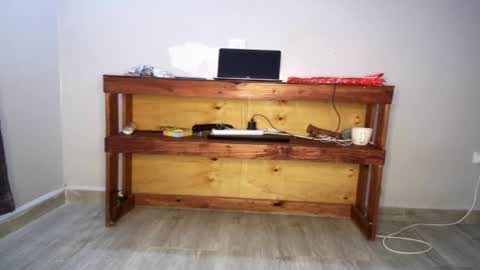 Snapshot of queenkiah chatting on 10-13-25, 02:11 Nina online show from 10-13-25, 02:11