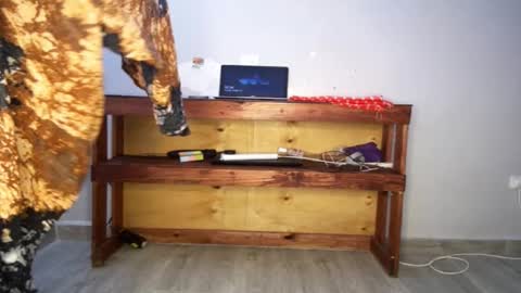 Snapshot of queenkiah chatting on 10-27-25, 07:34 Nina online show from 10-27-25, 07:34