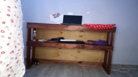 Snapshot of queenkiah chatting on 11-01-25, 12:51 Nina online show from 11-01-25, 12:51