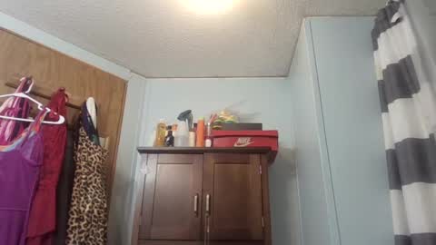 Queen N King Fun Night online show from 03-03-25, 05:42