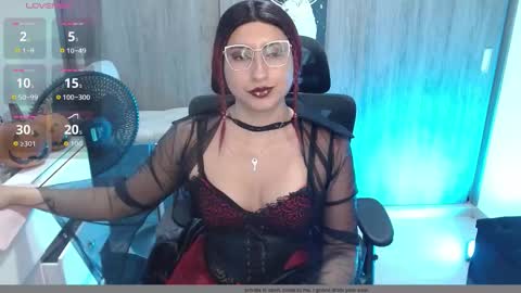 Queenlilith online show from 10-30-25, 10:43
