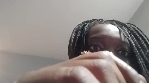 Snapshot of queenmarcaia chatting on 12-12-24, 07:41 queenmarcaia online show from 12-12-24, 07:41