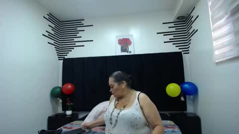 VickyBoobss online show from 11-11-25, 12:38