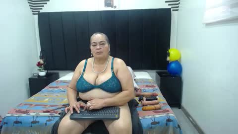 VickyBoobss online show from 11-30-25, 12:53