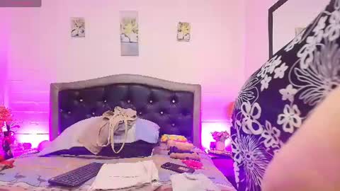 VickyBoobss online show from 07-04-26, 12:22