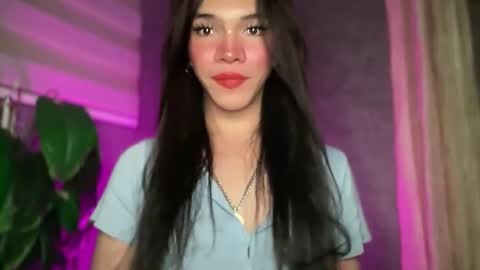 QUEEN online show from 04-13-26, 09:09