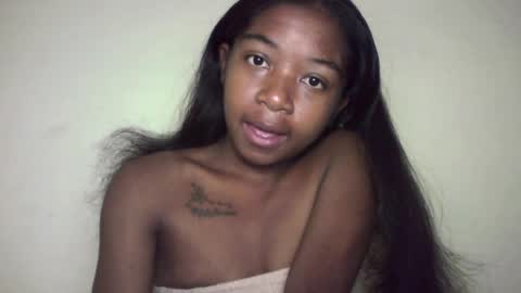 Snapshot of queennaya chatting on 06-28-26, 11:27 queennaya online show from 06-28-26, 11:27