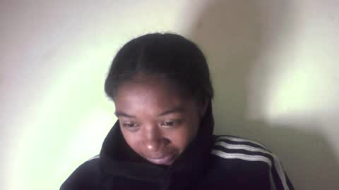 Snapshot of queennaya chatting on 06-28-26, 11:33 queennaya online show from 06-28-26, 11:33