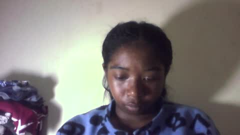 Snapshot of queennaya chatting on 08-01-26, 12:43 queennaya online show from 08-01-26, 12:43