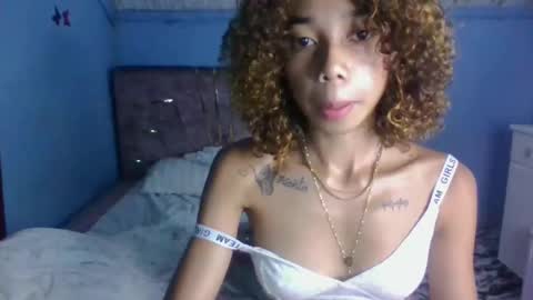 queennih online show from 01-09-26, 08:43