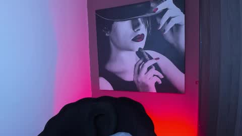 Snapshot of queenofhaze chatting on 11-19-25, 08:53 you may simply address Me with Your Grace online show from 11-19-25, 08:53