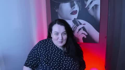 Snapshot of queenofhaze chatting on 11-26-25, 10:27 you may simply address Me with Your Grace online show from 11-26-25, 10:27