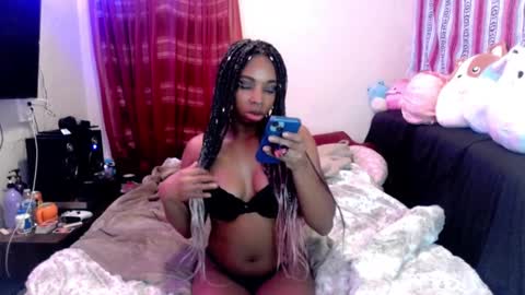 Snapshot of queenofheartsfaerah chatting on 02-09-25, 03:43 QueenOfHearts online show from 02-09-25, 03:43