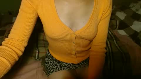 queenoftenderness online show from 10-03-25, 08:17