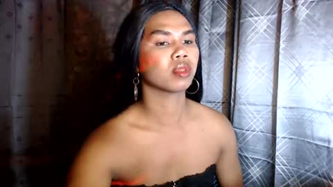 Snapshot of queenpinayebony_xx chatting on 07-19-26, 11:47 queenpinayebony_xx online show from 07-19-26, 11:47