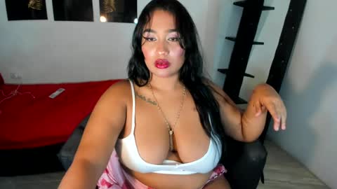 queensquirt31 online show from 08-03-26, 03:16