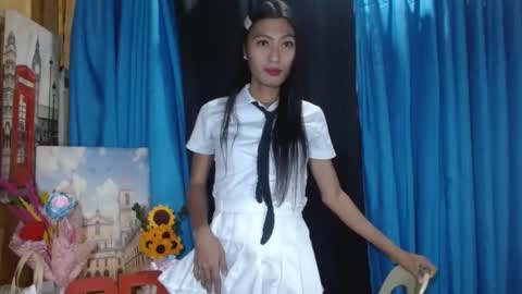 Snapshot of queensteffi chatting on 12-12-24, 12:44 queensteffi online show from 12-12-24, 12:44