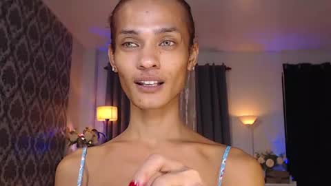 ValentinaMoone online show from 06-19-26, 01:15