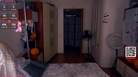 Tate online show from 10-06-25, 04:10