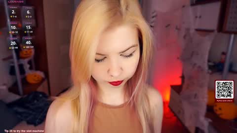 Tate online show from 11-03-25, 04:25