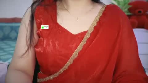 Snapshot of quest_queen chatting on 07-23-26, 05:11 zaara online show from 07-23-26, 05:11
