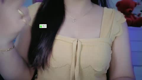 Snapshot of quest_queen chatting on 07-28-26, 11:28 zaara online show from 07-28-26, 11:28