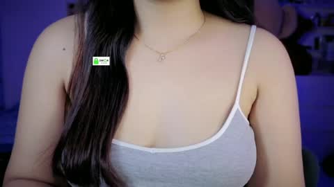 Snapshot of quest_queen chatting on 07-31-26, 05:12 zaara online show from 07-31-26, 05:12
