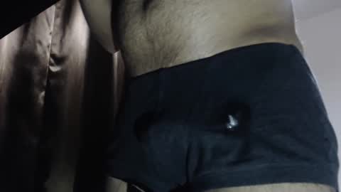 Snapshot of quickienerd chatting on 02-19-25, 10:31 oilypanda online show from 02-19-25, 10:31