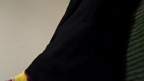 Snapshot of quindre chatting on 10-08-25, 12:25 quindre online show from 10-08-25, 12:25