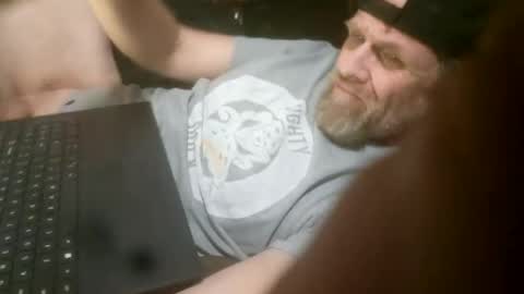 Snapshot of quitecool71 chatting on 03-06-25, 09:25 quitecool71 online show from 03-06-25, 09:25