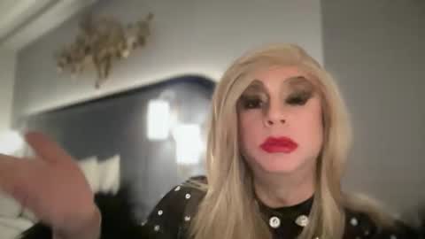 ViVaLuvLicious online show from 11-10-25, 12:37