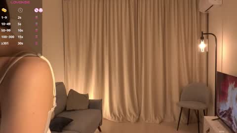 Snapshot of qwelbi chatting on 09-24-25, 07:50 kiri online show from 09-24-25, 07:50