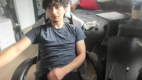 Snapshot of qwert4206 chatting on 02-19-26, 09:33 qwert4206 online show from 02-19-26, 09:33