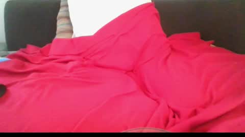 Snapshot of r3sam chatting on 02-25-25, 02:44 r3sam online show from 02-25-25, 02:44